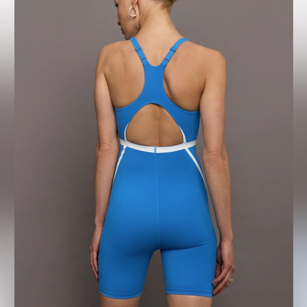 BANDIER V-Neck Plunge Contrast Short Catsuit 🐈⬛ Size S Blue White Luxury Chic - Picture 3 of 11